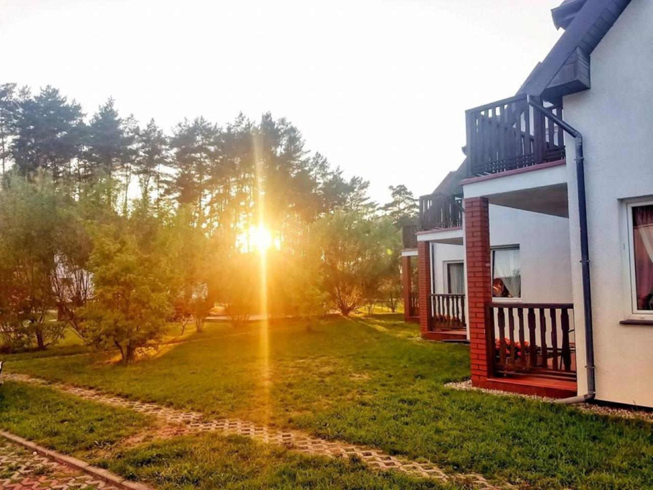 Osrodek Nad Jeziorem - Radew Rosnowo Extérieur photo